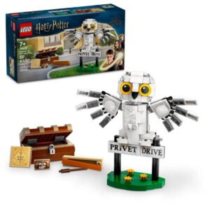 LEGO Hedwig Visits Privet Drive 4 76425