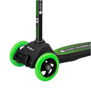 Rebel Three-Wheeled Scooter Classic Green
