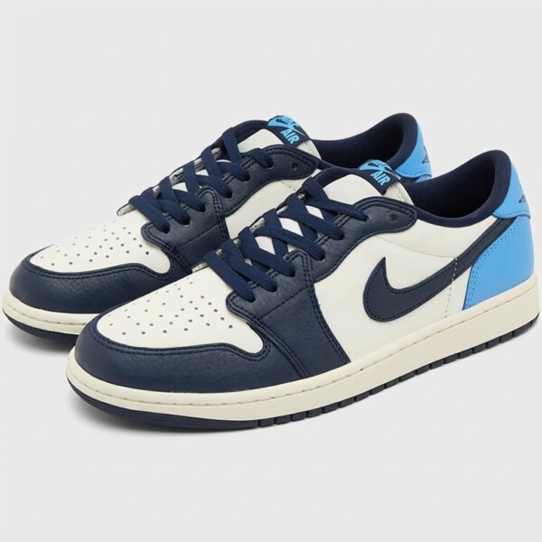 CZ0858-400_P2.jpg Buty NIKE AIR JORDAN 1 LOW OG Obsidian UNC niebieskie granatowe biale CZ0858-400