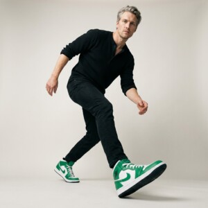 Buty NIKE Air Jordan 1 Mid Lucky Green zielono-biale DQ8426-301