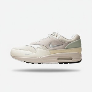 Sneakersy Nike Air Max 1 Hangul Day, unisex, cholewka skóra i zamsz, poduszka Max Air w pięcie, biało-beżowe DZ5317-121