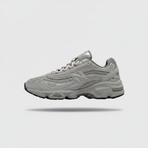 Sneakersy New Balance 1000 Silver Reflective, unisex, cholewka z siatki i zamszu, amortyzacja pięty i przodostopia, odblaski 3M M1000TE