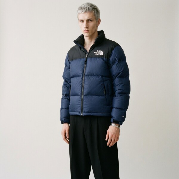 NF0A3C8DGOB_ENE_GL.jpg Kurtka The North Face 1996 Retro Nuptse Summit Navy TNF Black